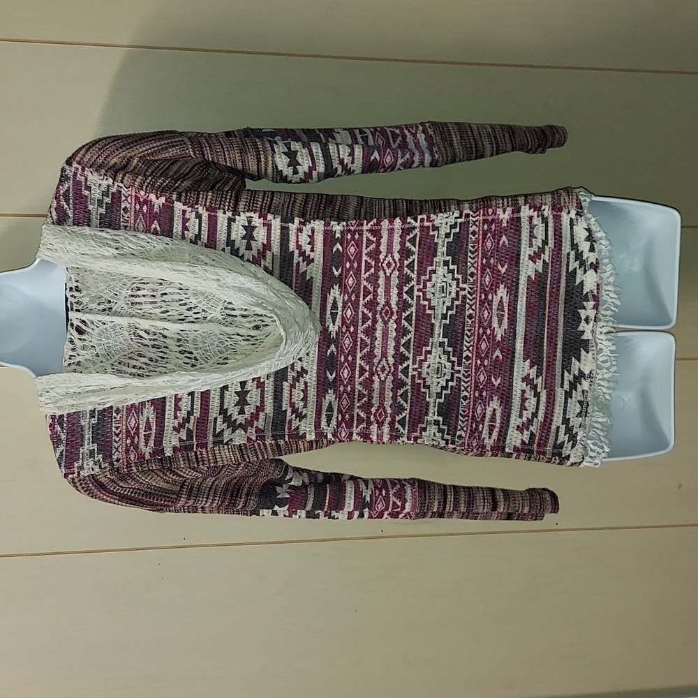 Almost Famous - Picture 5 of 6